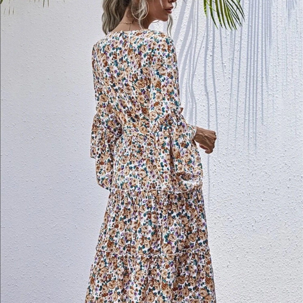 SHEIN floral belted dress size 6 - Picture 2 of 3